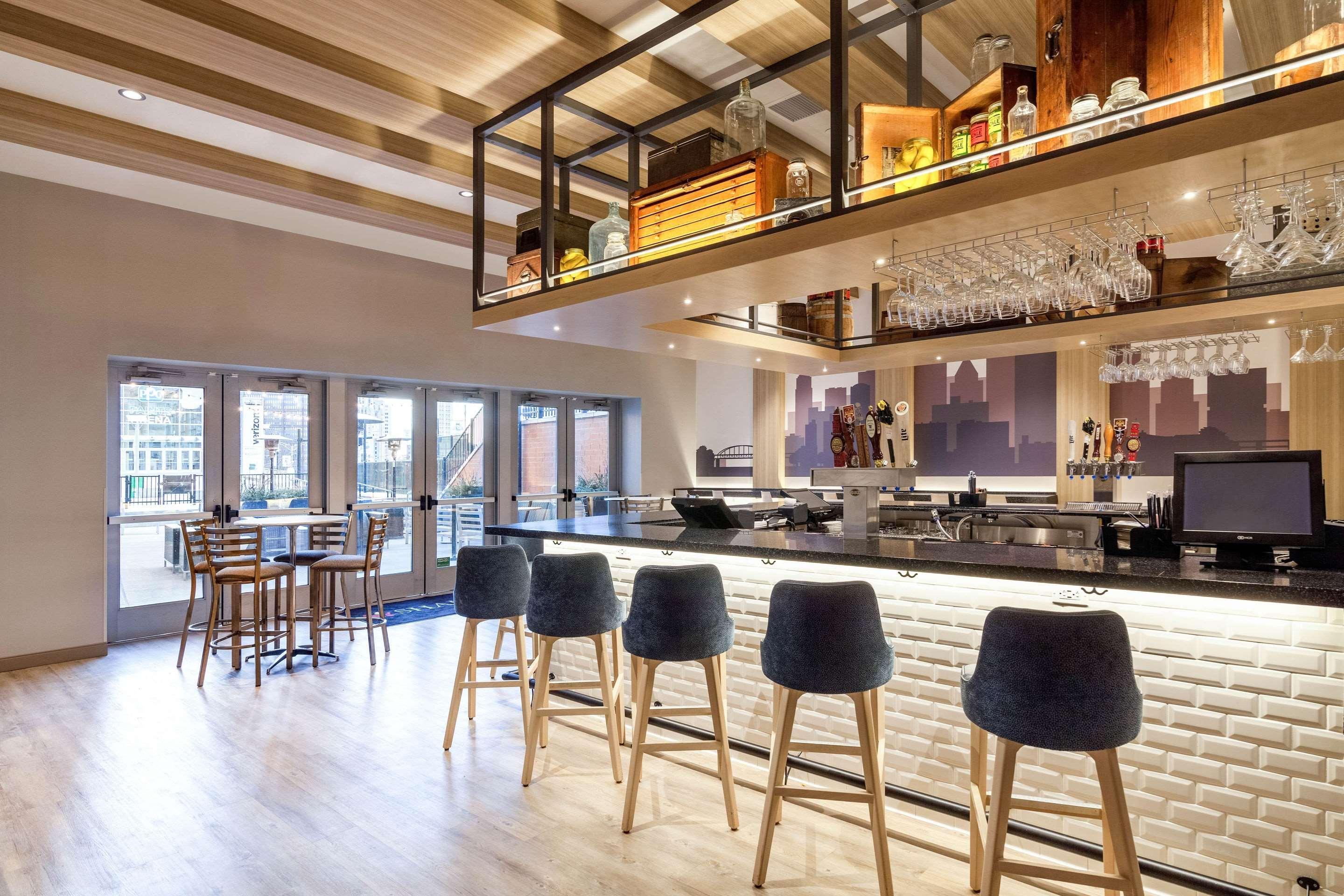 Cambria Hotel Pittsburgh - Downtown Bagian luar foto