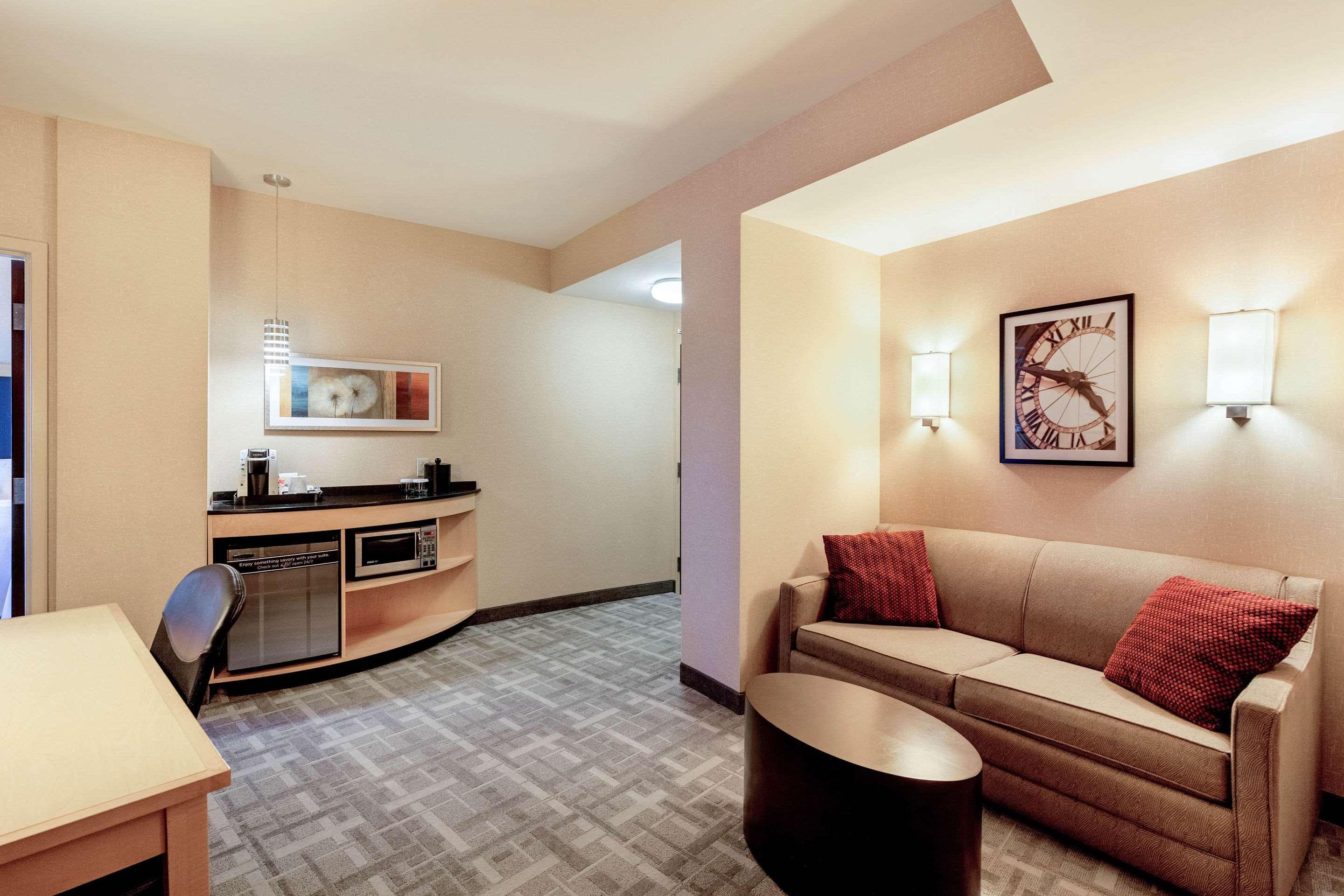 Cambria Hotel Pittsburgh - Downtown Bagian luar foto