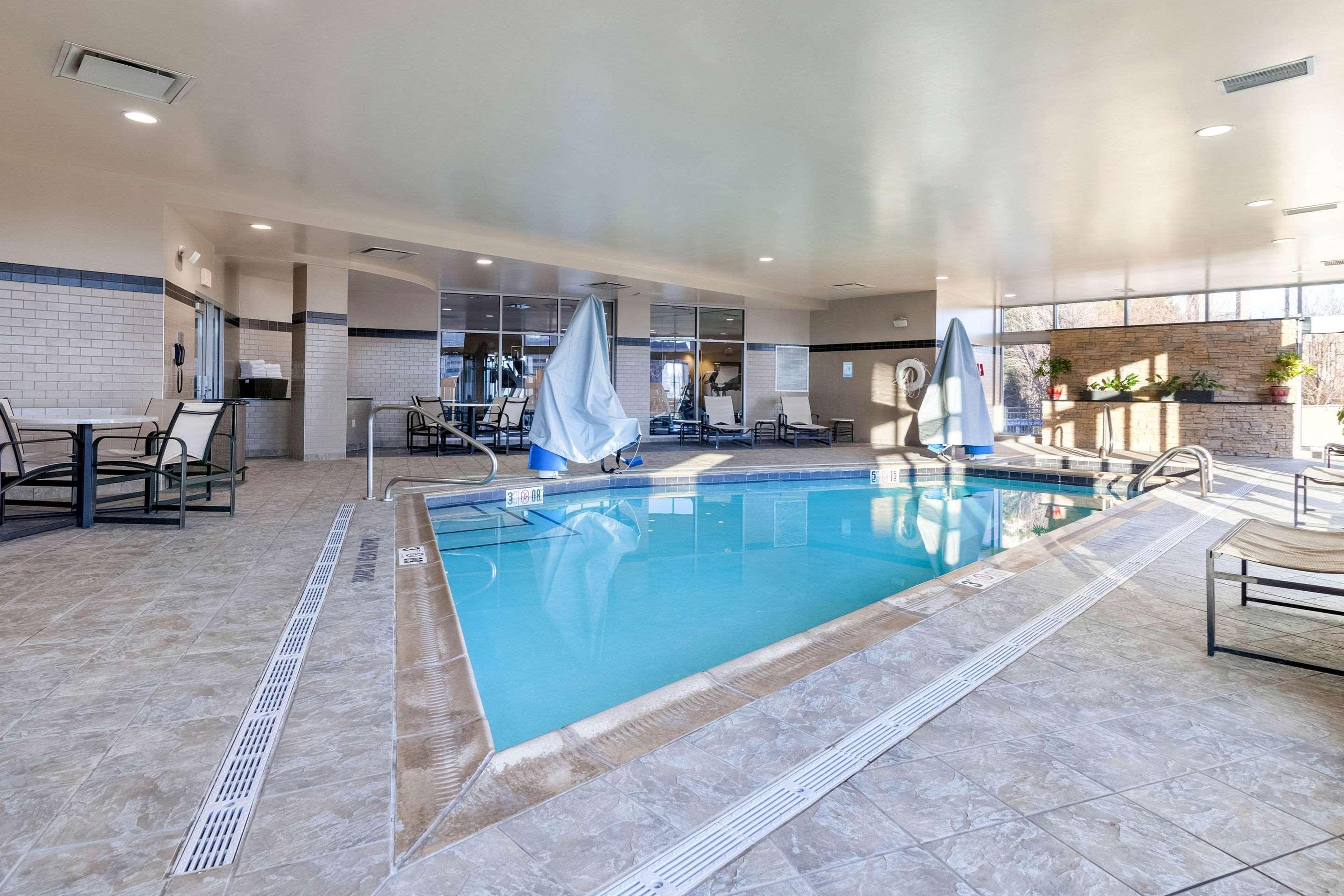 Cambria Hotel Pittsburgh - Downtown Bagian luar foto