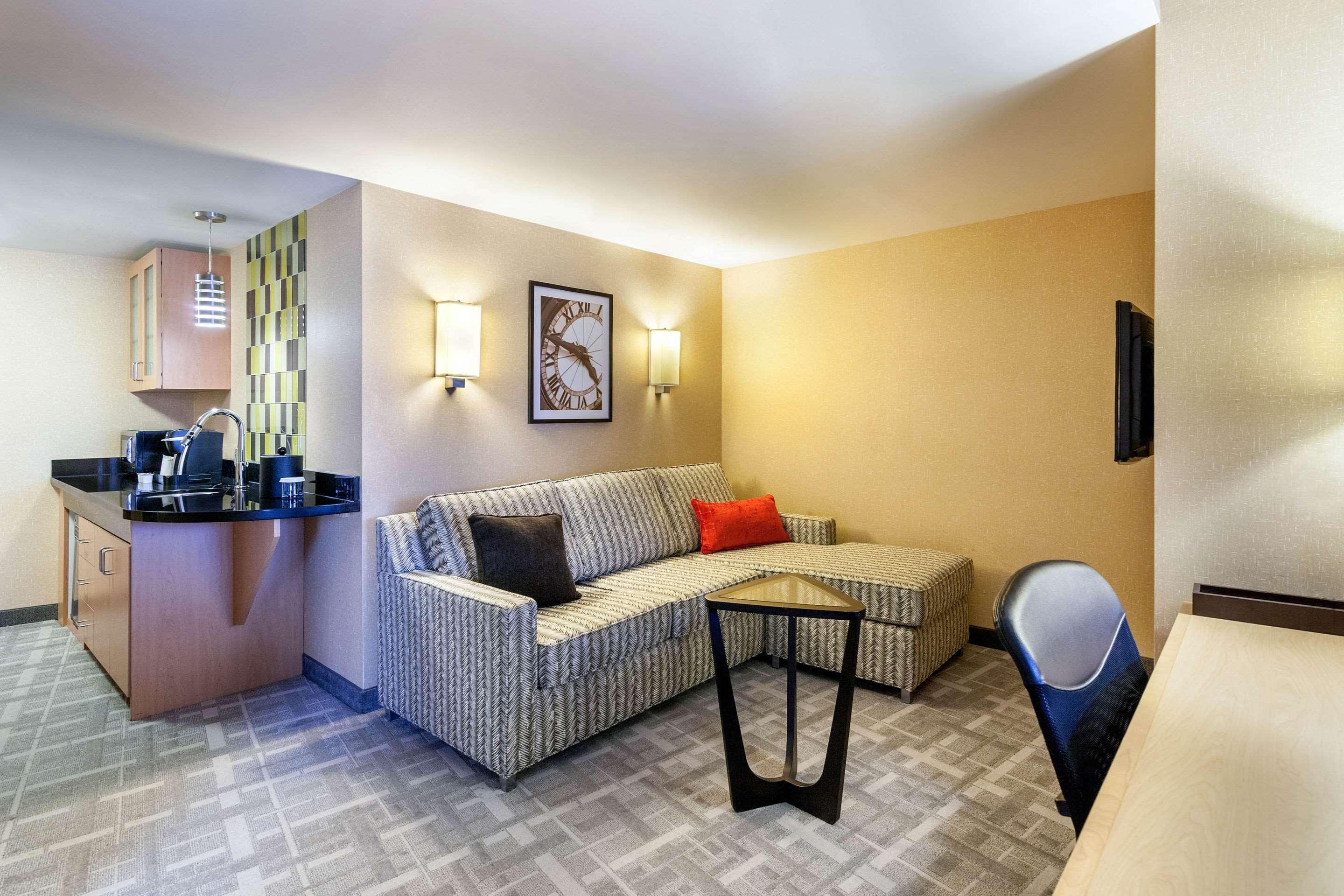 Cambria Hotel Pittsburgh - Downtown Bagian luar foto