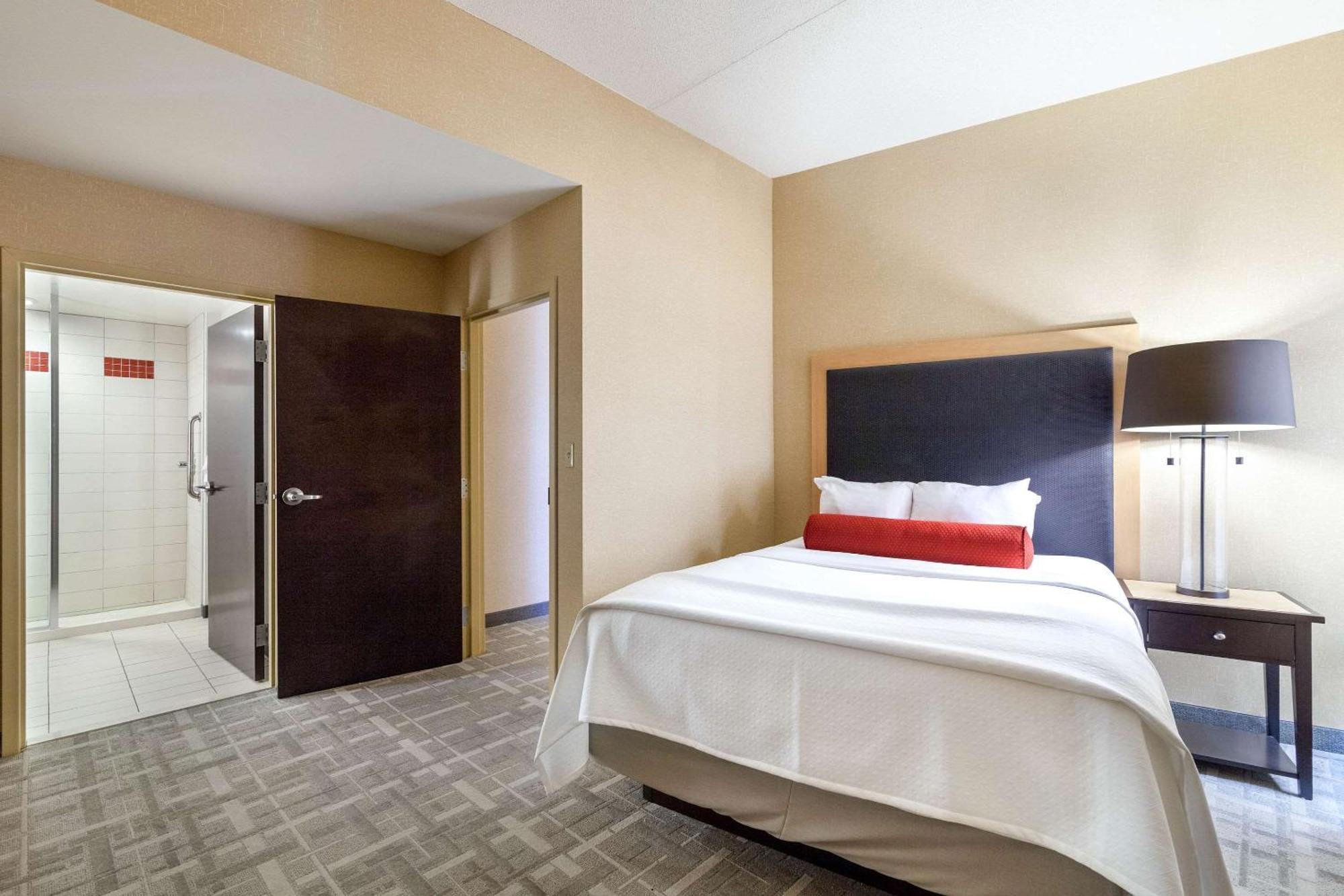 Cambria Hotel Pittsburgh - Downtown Bagian luar foto