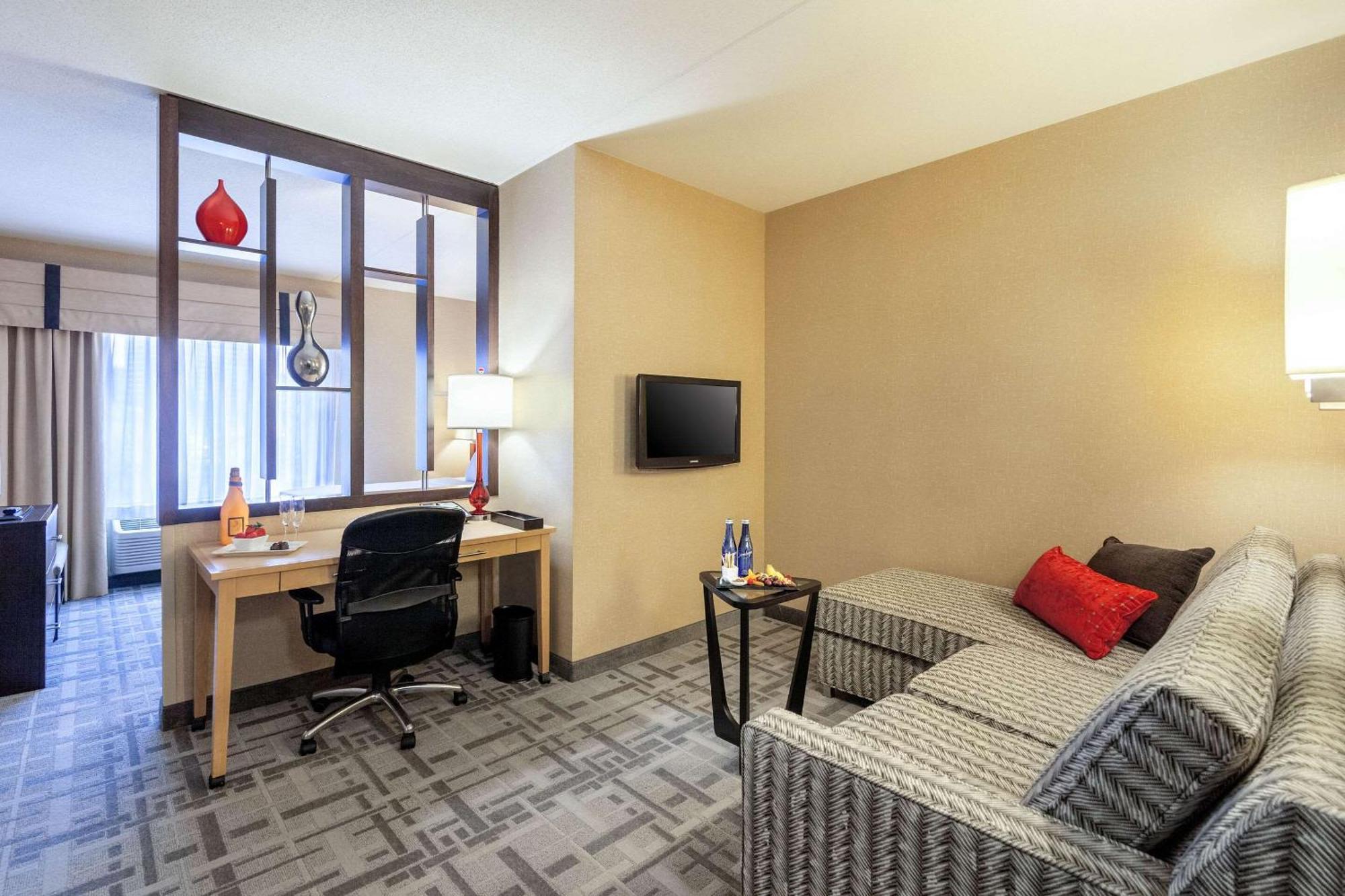 Cambria Hotel Pittsburgh - Downtown Bagian luar foto