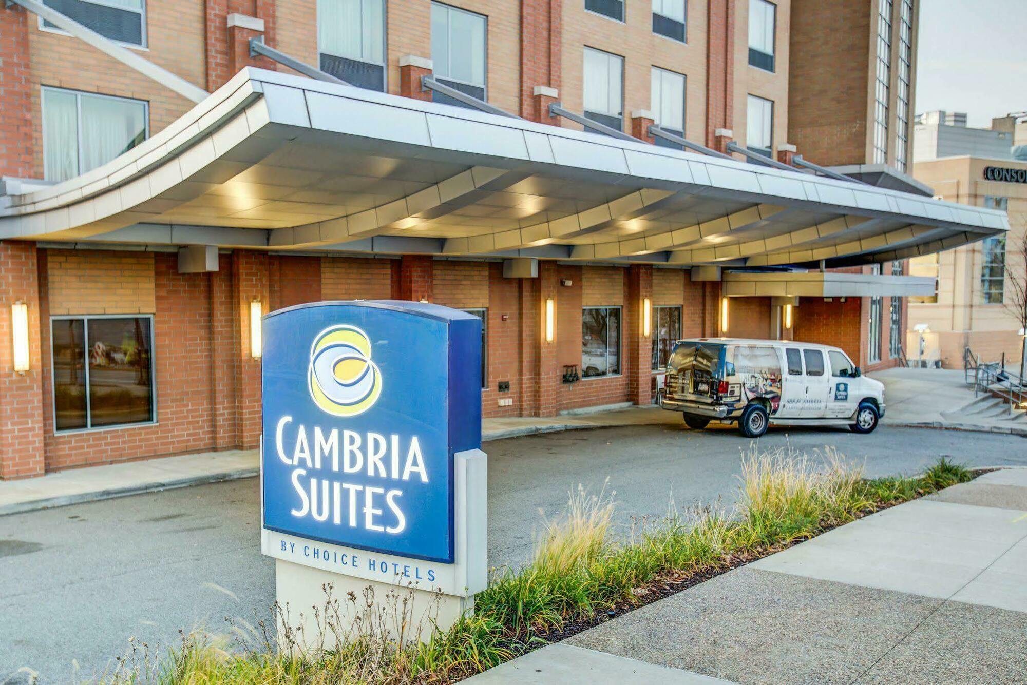 Cambria Hotel Pittsburgh - Downtown Bagian luar foto
